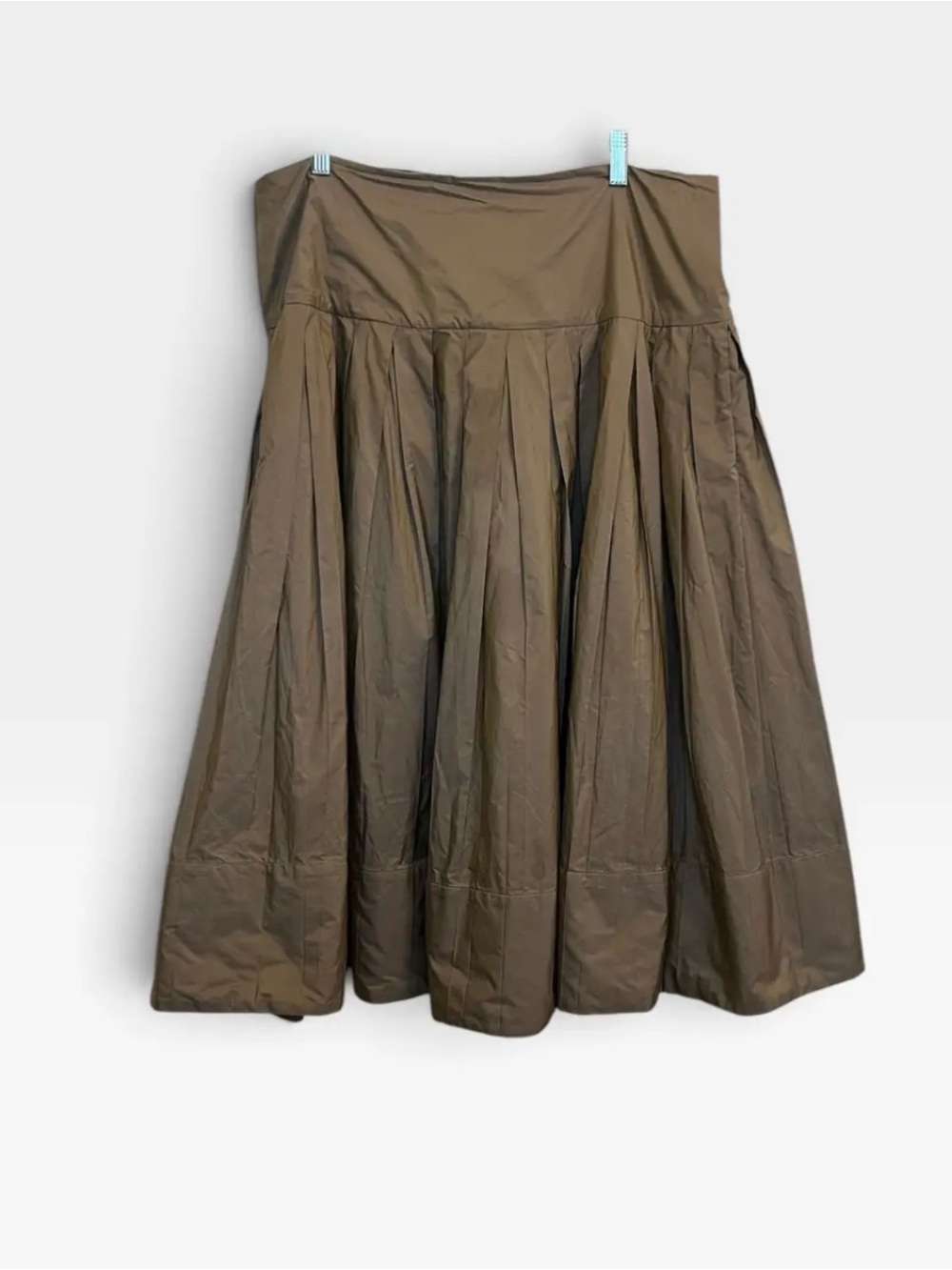 Lilith Paris Full Pleated Skirt in Light Brown Taffeta